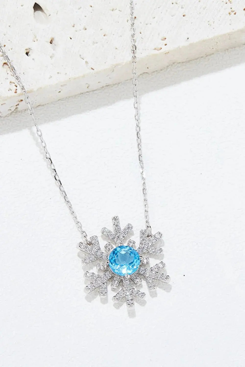 925 Sterling Silver Topaz Snowflake Shape Necklace - Adorer Les Bijoux